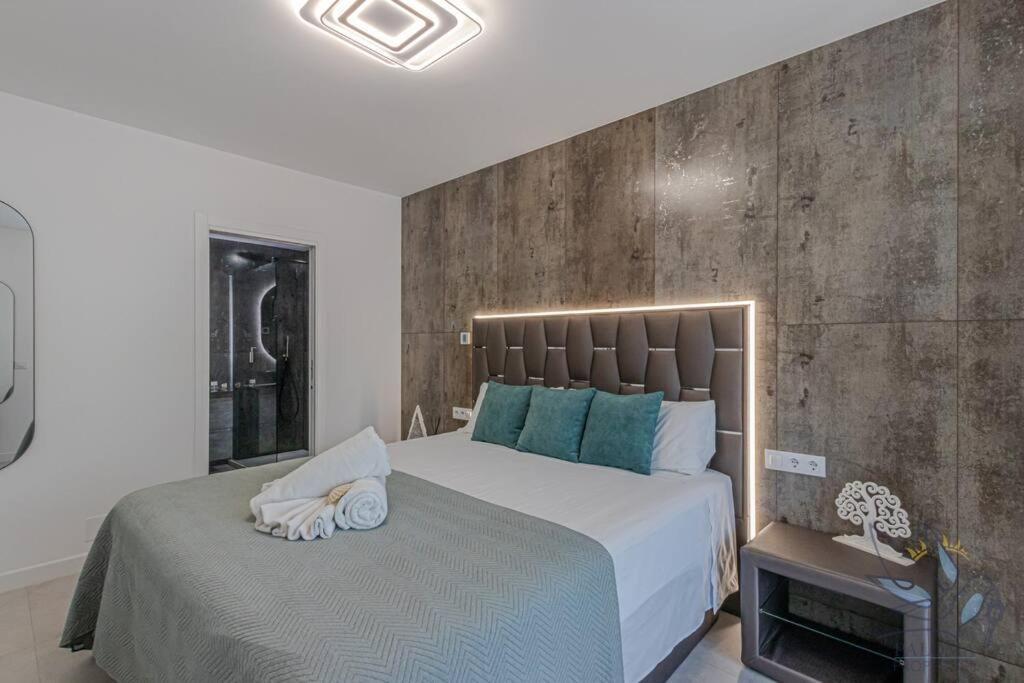 Puerto Marina Luxury 2Bdr Apartment With Sea View Benalmadena Bagian luar foto